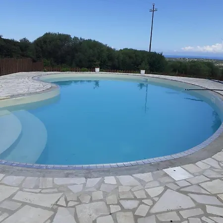 Apartment Gli Olivastri: Sea View With Pool And Wi-fi Aglientu