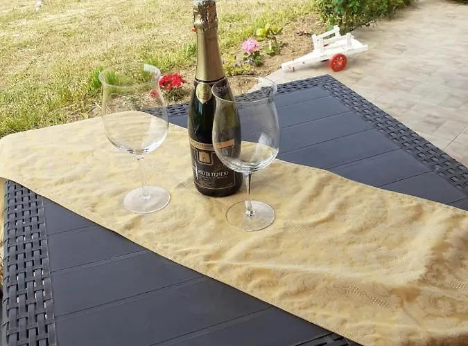 Gli Olivastri, La Rosa Dei Venti Con Piscina E Solarium , Vista Mare ,climatizzatore ,wifi Appartamento *