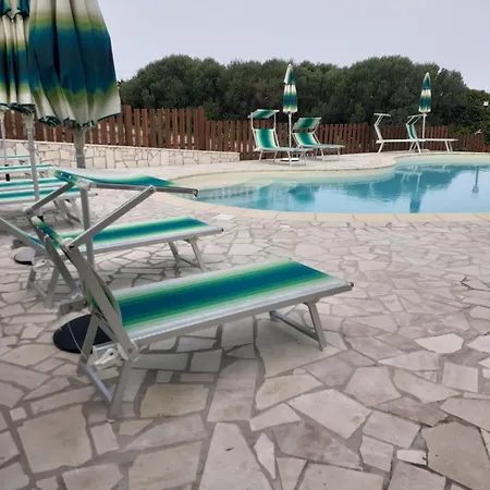 Gli Olivastri, La Rosa Dei Venti Con Piscina E Solarium , Vista Mare ,climatizzatore ,wifi * Aglientu